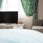 Апартамент Infinity Boutique *
