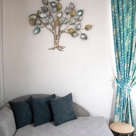 Апартаменты Infinity Boutique *